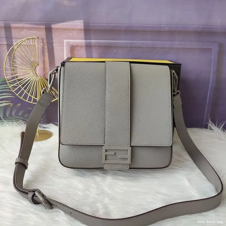 Affordable Medium Grey Messenger Leather Fendi In Romano Baguette Cuoio 0610